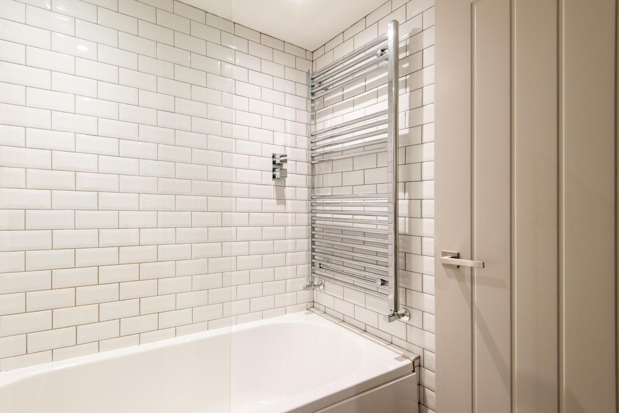 Beautiful, Central, 3 Min Walk From Beach, 2 King Doubles Hove Esterno foto